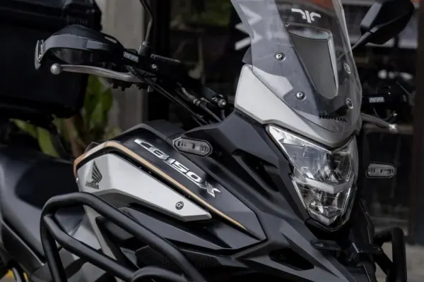 Honda CB150X 2