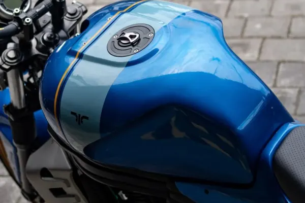 Kawasaki ER6-N 6