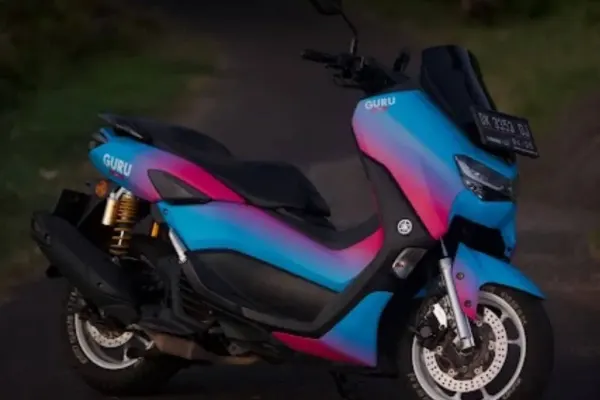 Kawasaki ZX6RR 5