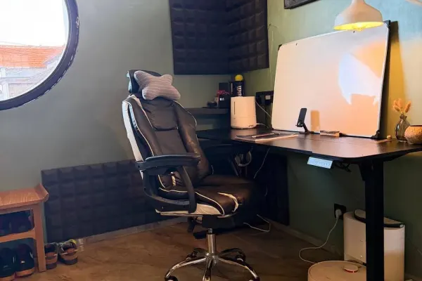 Studio, 1 спальни 2