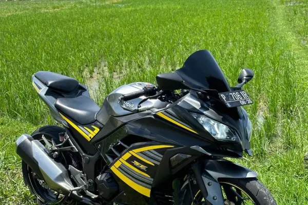 Honda CBR500R ABS 4