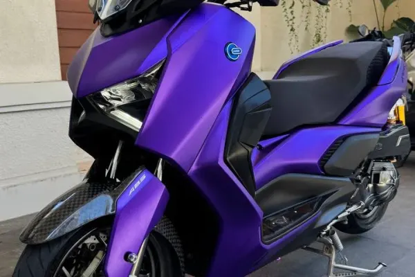 Yamaha X-Max 250