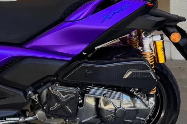Yamaha X-Max 250 5