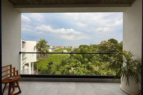 Honey Villas 3