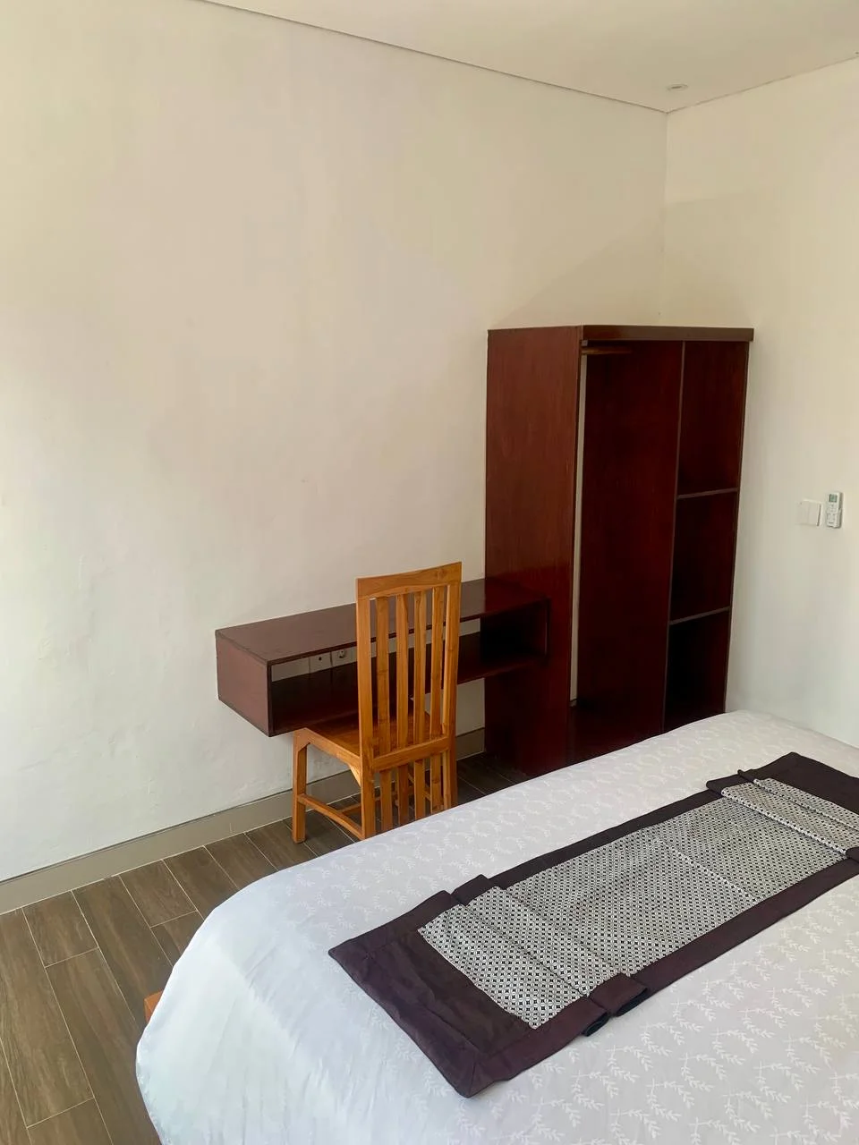Condo 9