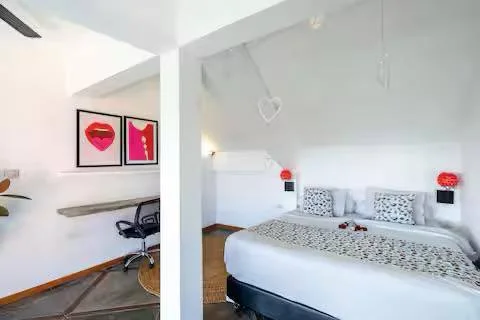 Studio, 1 спальни