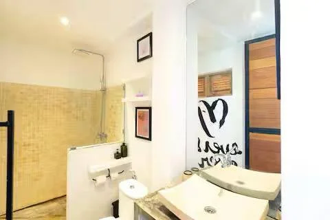 Studio, 1 спальни 3
