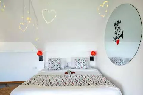 Studio, 1 спальни 9