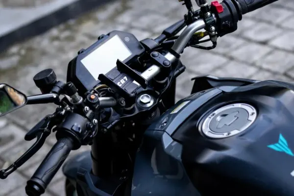 Yamaha MT25 3