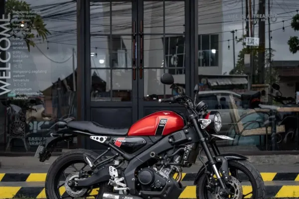 Yamaha R25 ABS 3