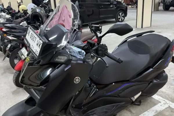 Yamaha Xmax 4