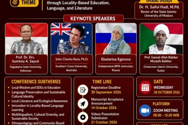 Сафира — преподаватель индонезийского языка 8