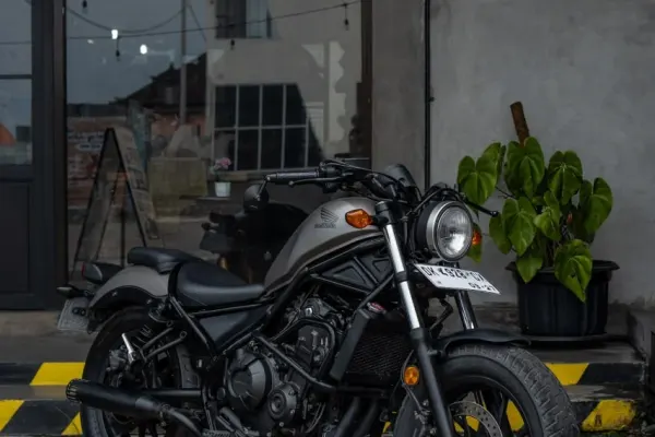 Honda CB150X 4