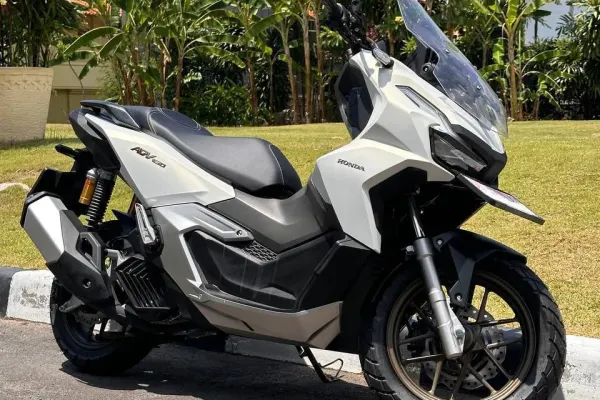 Yamaha N-MAX 2