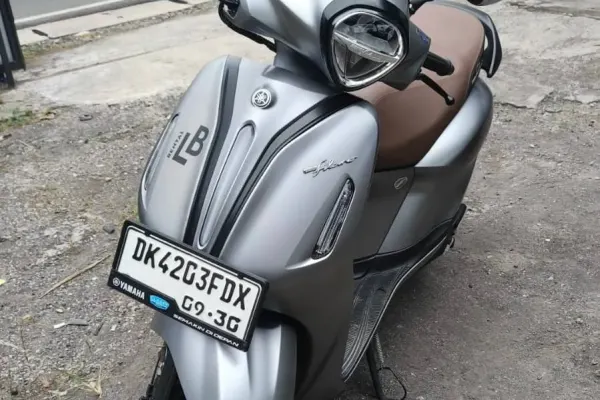 Yamaha N-MAX 8