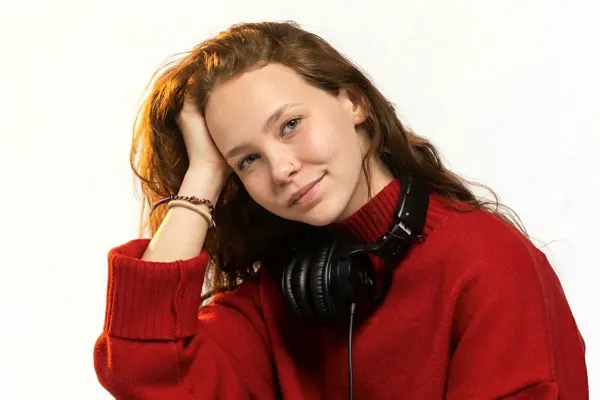 Алена Сазонова