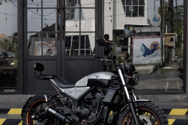 Honda CB150X Adventure Edition 3