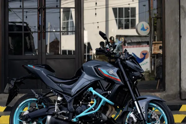 Yamaha XSR Retro Style 2