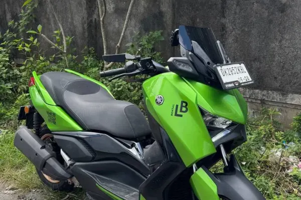 Yamaha X-MAX