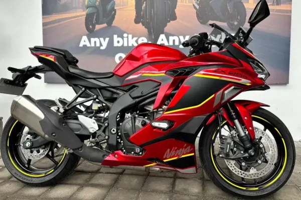 Kawasaki ZX-25R