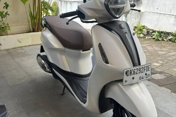 Yamaha X MAX 6