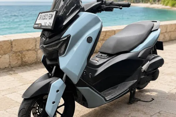 Yamaha XMAX 5