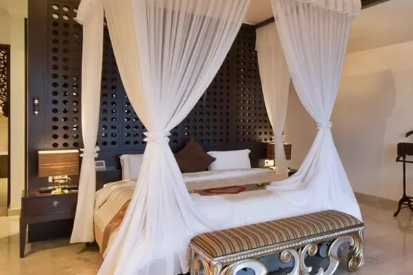 Вилла, 3 спальни · 500 м²