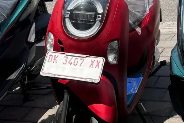 Yamaha X-MAX 4