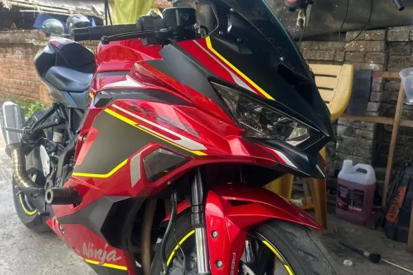 Kawasaki ZX25R