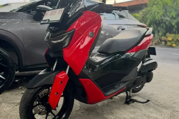 Yamaha N MAX 2025