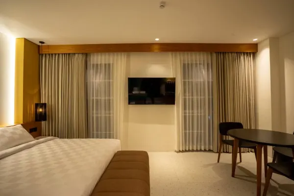 Apartment 5