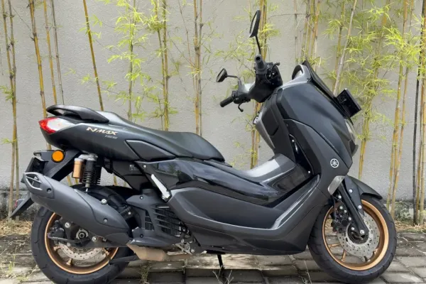 Honda ADV 160 3