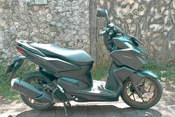 Honda ADV-160 3