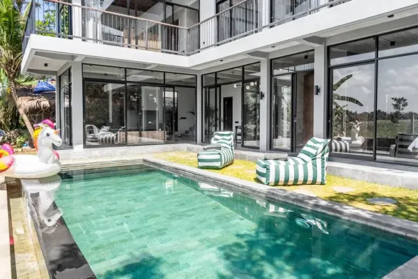 Вилла, 4 спальни 3