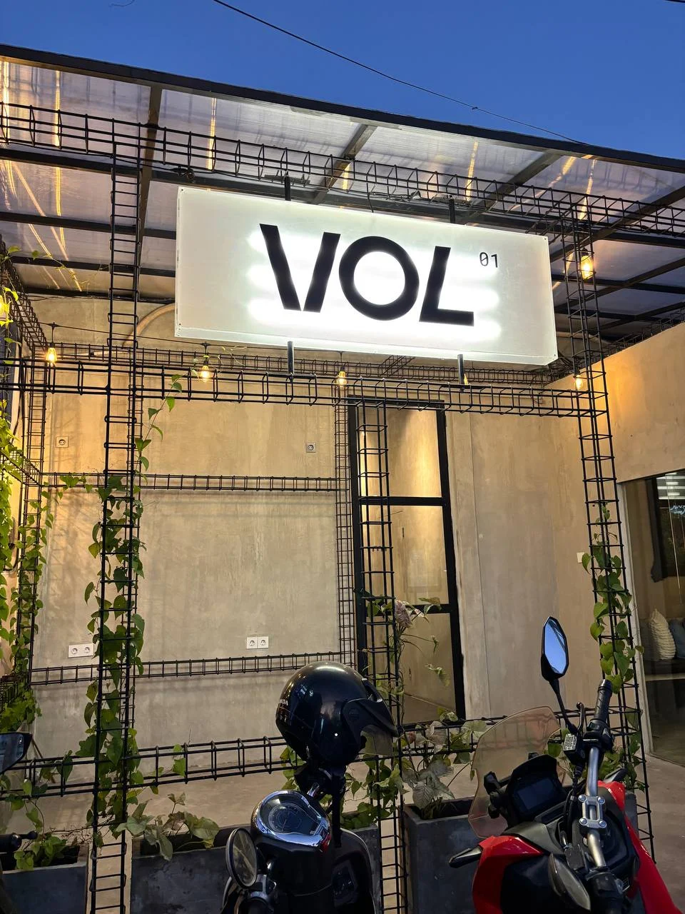 VOL Massage & Exp. Studio 3